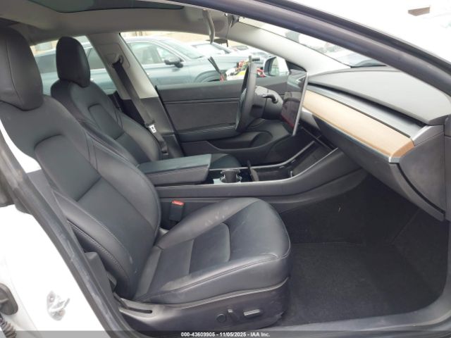 2019 TESLA MODEL 3 5YJ3E1EA4KF485785 Photo 4
