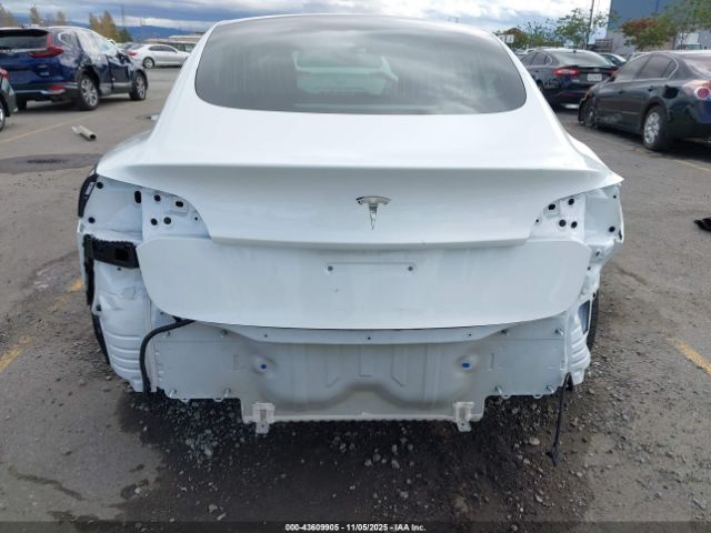 2019 TESLA MODEL 3 5YJ3E1EA4KF485785 Photo 5