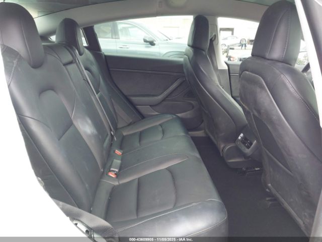 2019 TESLA MODEL 3 5YJ3E1EA4KF485785 Photo 7