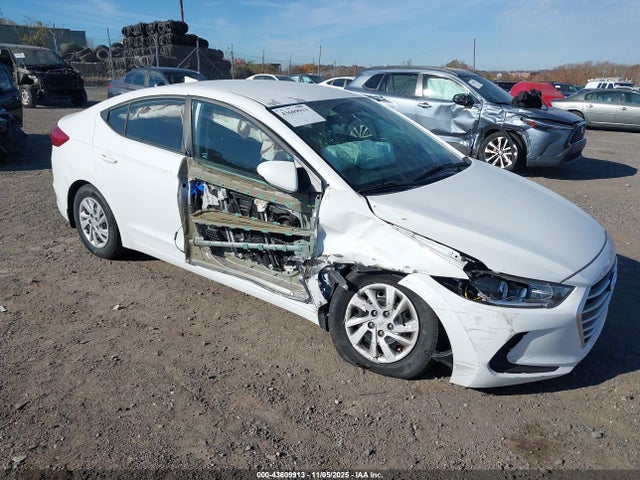 Hyundai ELANTRA SE 2018 5NPD74LF0JH389229 главное изображение