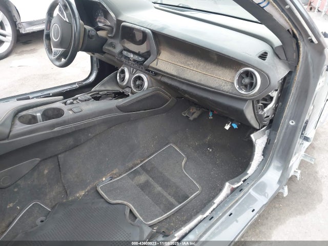 1G1FG1R78H0114828 Chevrolet CAMARO 2SS