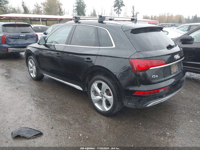 2021 AUDI Q5 WA1BAAFY9M2004836 Photo 2