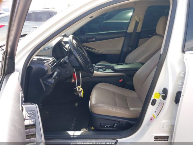 2018 LEXUS IS 300 JTHBA1D21J5074750 Photo 4