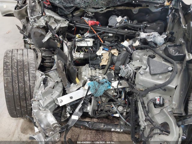 2024 TESLA MODEL Y 7SAYGDEEXRA327773 Photo 9