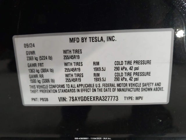 2024 TESLA MODEL Y 7SAYGDEEXRA327773 Photo 8