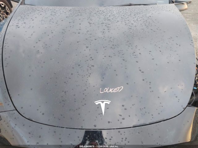 2021 TESLA MODEL Y 5YJYGDEE2MF222671 Photo 9