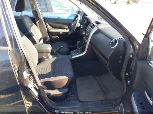 2008 SUZUKI GRAND VITARA JS3TD941084100680 Photo 4