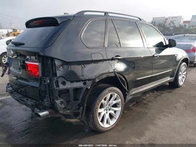 2013 BMW X5 5UXZV4C52D0G52892 Photo 3