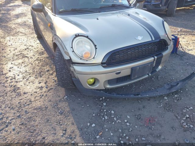 2010 MINI COOPER CLUBMAN WMWML3C56ATX37508 Photo 5