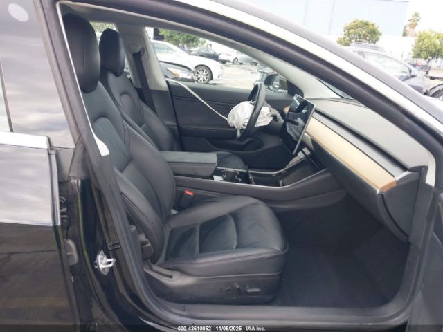 2019 TESLA MODEL 3 5YJ3E1EA7KF399161 Photo 4