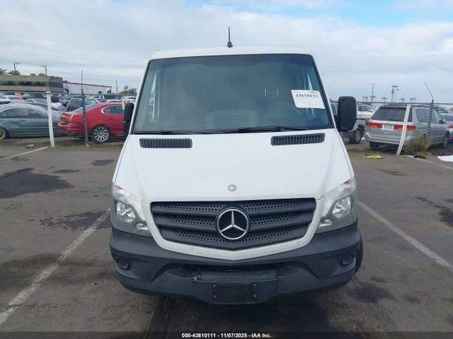 Mercedes-Benz Sprinter 2500 Normal Roof 2015 WD3PE7CC3FP109805 Image 12