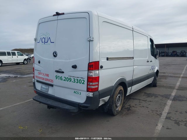 Mercedes-Benz Sprinter 2500 Normal Roof 2015 WD3PE7CC3FP109805 Image 4