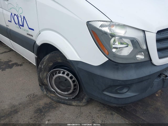 Mercedes-Benz Sprinter 2500 Normal Roof 2015 WD3PE7CC3FP109805 Image 6