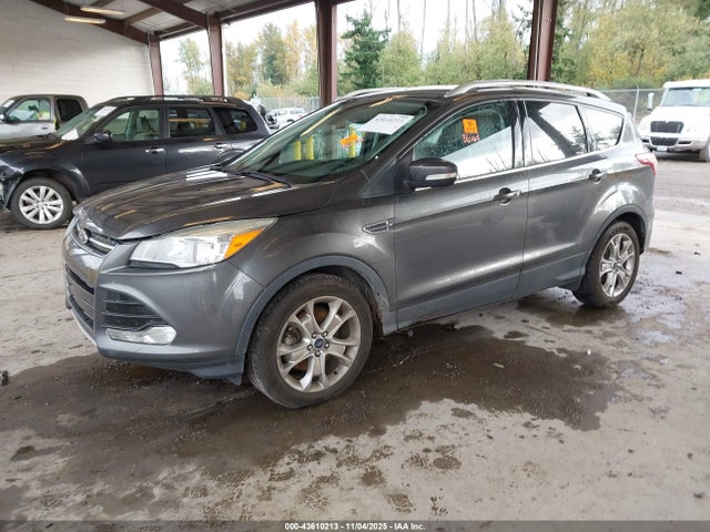 1FMCU0J94FUA69060 Ford Escape Titanium