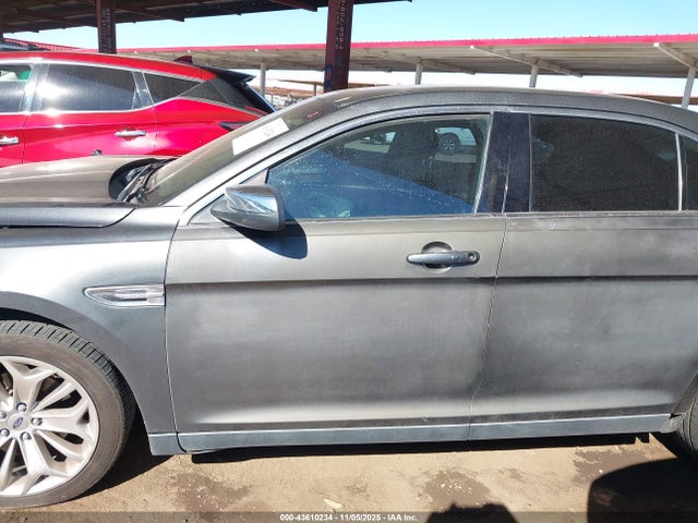 Auction sale of the 2017 Ford Taurus Limited, vin: 1FAHP2F83HG102456, lot number: 43610234