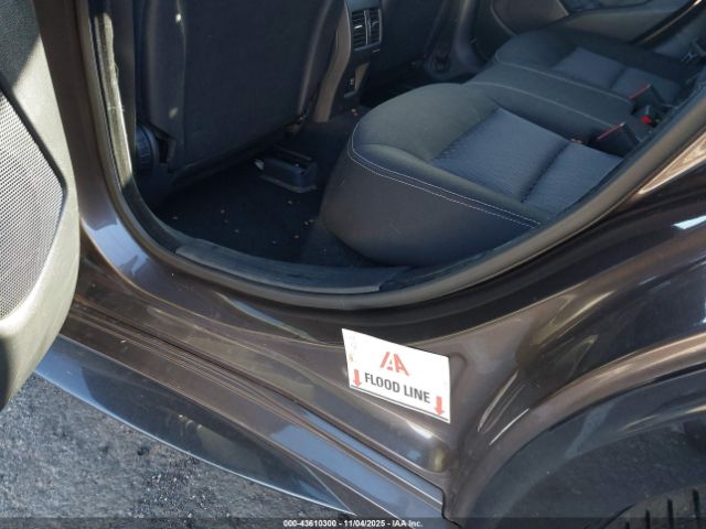 2017 INFINITI QX30 SJKCH5CP2HA036139 Photo 5