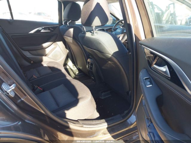 2017 INFINITI QX30 SJKCH5CP2HA036139 Photo 7