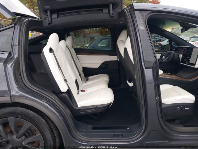 2022 TESLA MODEL X 7SAXCDE53NF341129 Photo 7