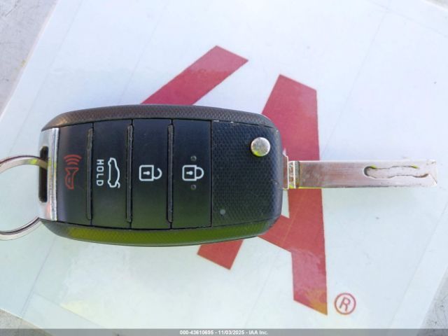 2018 KIA OPTIMA 5XXGT4L33JG272223 Photo 10