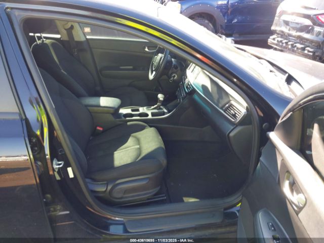 2018 KIA OPTIMA 5XXGT4L33JG272223 Photo 4