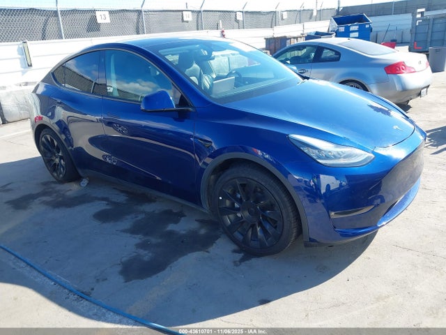 2022 TESLA MODEL Y 7SAYGDEEXNF393379 Photo 0