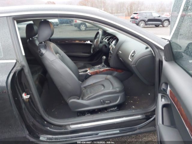 2011 AUDI A5 WAULFAFRXBA071322 Photo 4