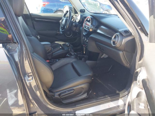 2015 MINI HARDTOP WMWXU3C56F2B62062 Photo 4