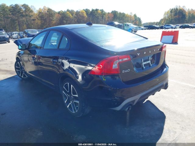 2017 VOLVO S60 YV126MFL5H2428883 Photo 2