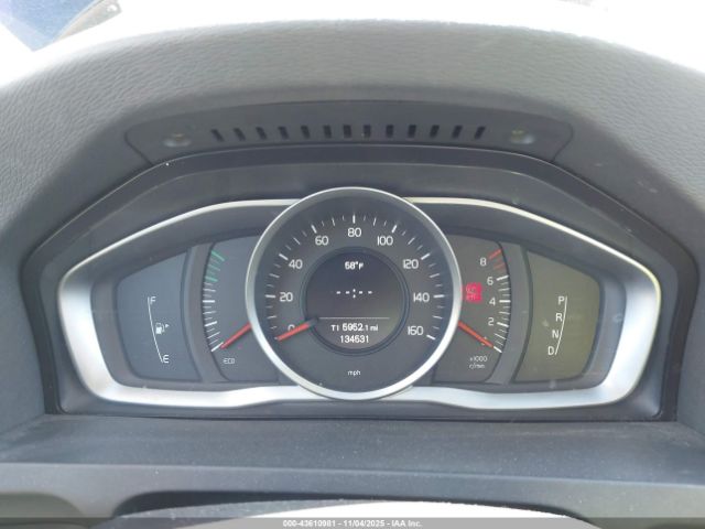 2017 VOLVO S60 YV126MFL5H2428883 Photo 6