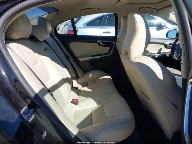 2017 VOLVO S60 YV126MFL5H2428883 Photo 7
