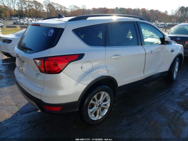 2019 FORD ESCAPE 1FMCU0HD1KUB46486 Photo 3