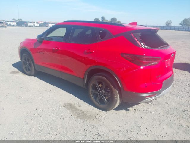 2024 CHEVROLET BLAZER 3GNKBDR48RS195424 Photo 2