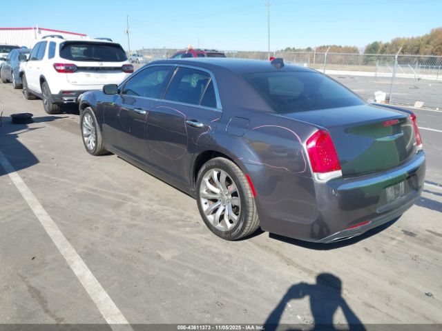 2019 CHRYSLER 300 2C3CCAEG5KH564648 Photo 2