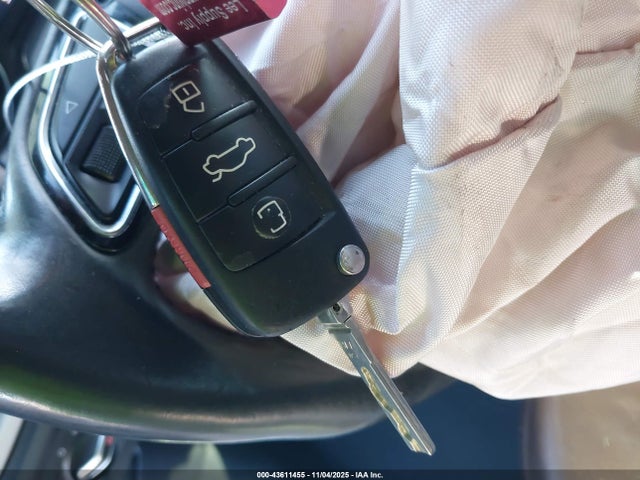2016 AUDI A3 WAUB8GFF3G1096567 Photo 10