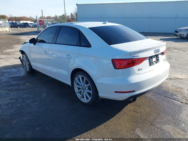 2016 AUDI A3 WAUB8GFF3G1096567 Photo 2