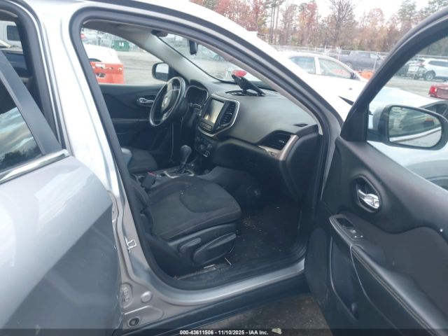 2016 JEEP CHEROKEE 1C4PJMCB2GW321772 Photo 4
