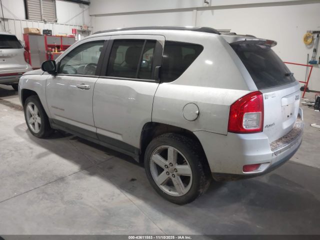 2013 JEEP COMPASS 1C4NJDCB9DD270317 Photo 2