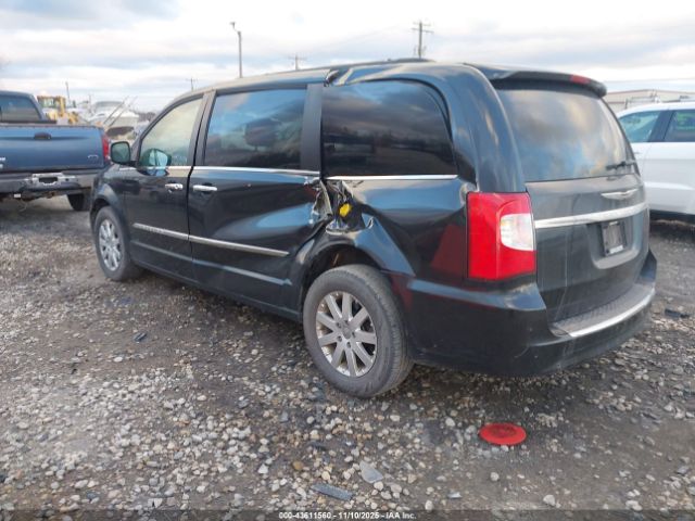 2015 CHRYSLER TOWN & COUNTRY 2C4RC1CGXFR628496 Photo 2