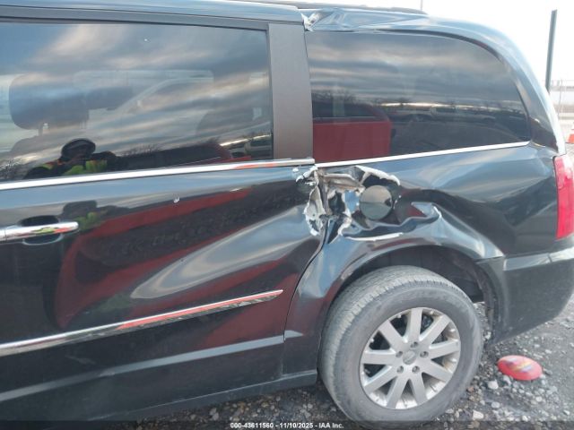 2015 CHRYSLER TOWN & COUNTRY 2C4RC1CGXFR628496 Photo 5