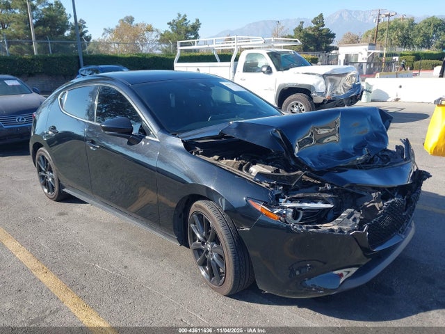 Продажа на аукционе авто 2021 Mazda Mazda3 2.5 Turbo, vin: JM1BPBJY5M1348574, номер лота: 43611636