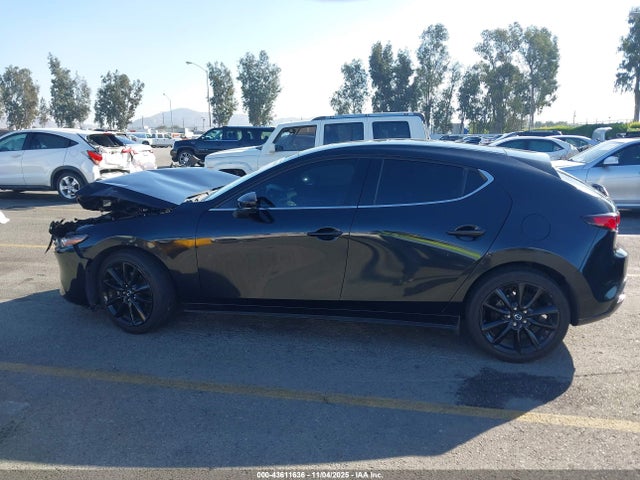 Продажа на аукционе авто 2021 Mazda Mazda3 2.5 Turbo, vin: JM1BPBJY5M1348574, номер лота: 43611636
