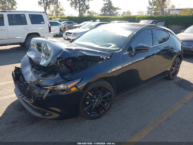 Продажа на аукционе авто 2021 Mazda Mazda3 2.5 Turbo, vin: JM1BPBJY5M1348574, номер лота: 43611636