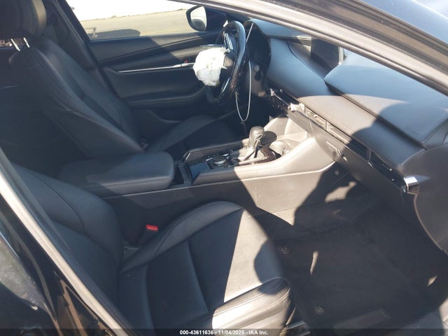 Продажа на аукционе авто 2021 Mazda Mazda3 2.5 Turbo, vin: JM1BPBJY5M1348574, номер лота: 43611636