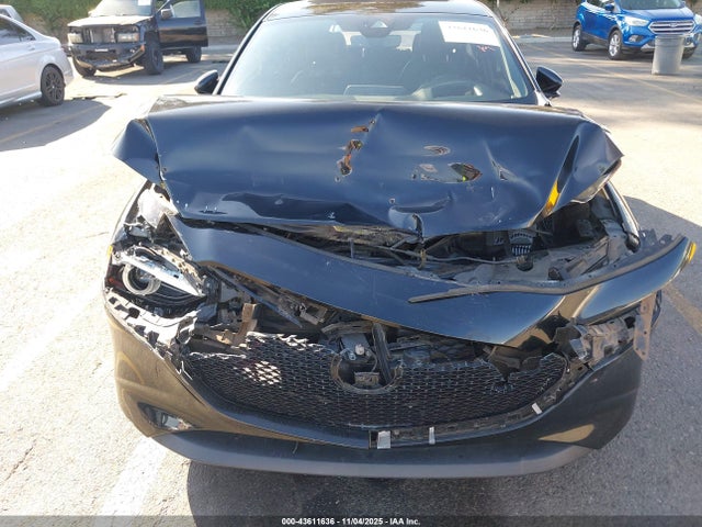 Продажа на аукционе авто 2021 Mazda Mazda3 2.5 Turbo, vin: JM1BPBJY5M1348574, номер лота: 43611636
