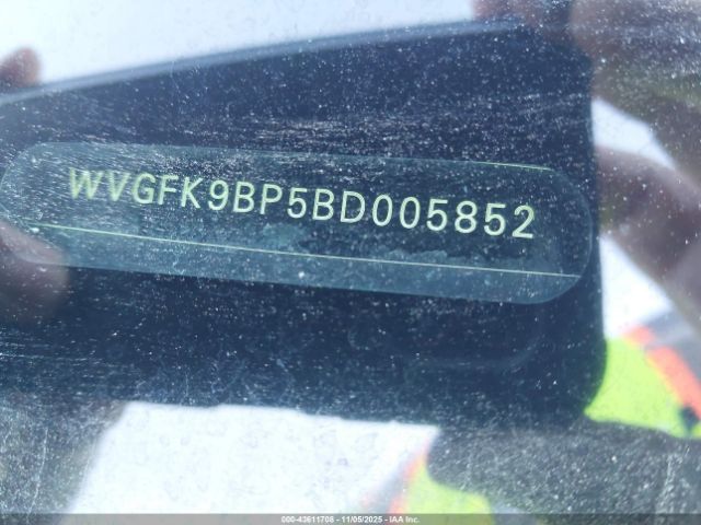 2011 VOLKSWAGEN TOUAREG WVGFK9BP5BD005852 Photo 8