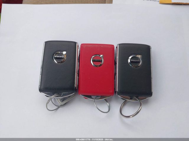 2019 VOLVO XC40 YV4162UL8K2111354 Photo 10