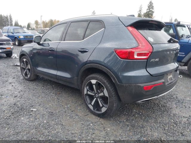 2019 VOLVO XC40 YV4162UL8K2111354 Photo 2