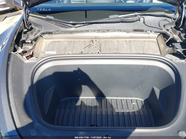 2021 TESLA MODEL Y 5YJYGDEE8MF245985 Photo 9