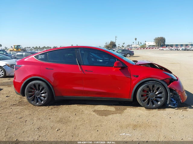 5YJYGDEF6MF076249 Tesla Model Y Performance Dual Motor All-wheel Drive