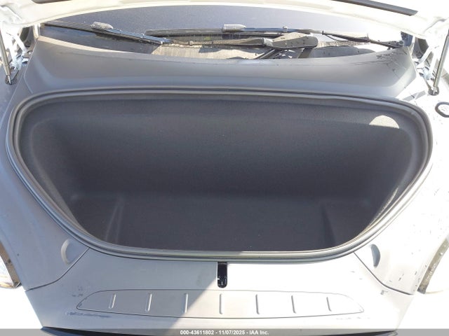 2026 TESLA MODEL X 7SAXCDE55TF474455 Photo 9